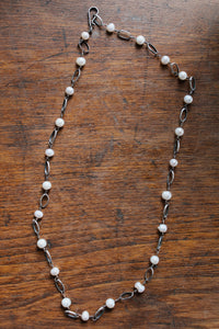 Punchy & Pretty Pearls (22”)