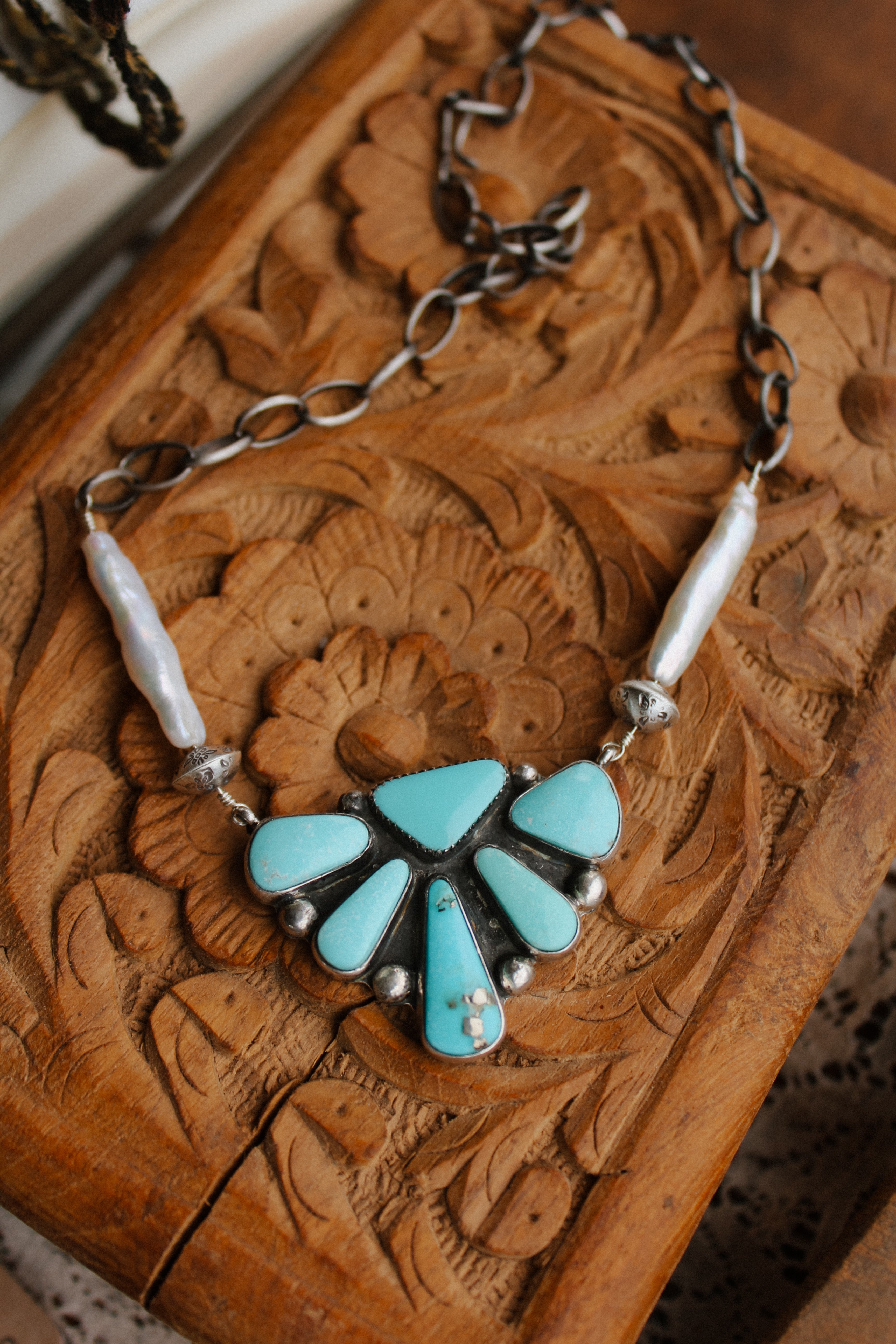 Iceberg Pearl Necklace (~17”)