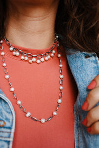 Punchy & Pretty Pearls (22”)